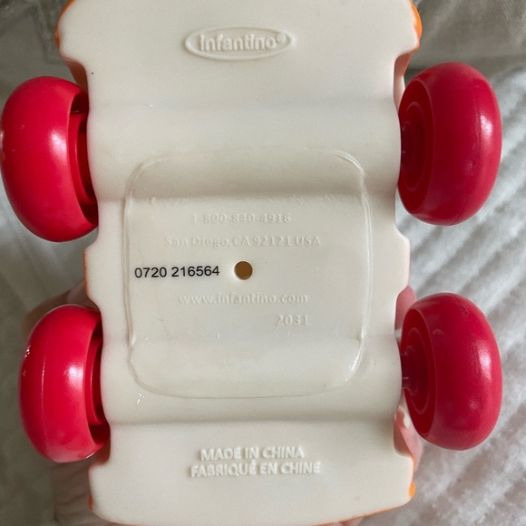 INFANTINO MERRY MOVER CHRISTMAS "CHEER" BABY VEHICLE - Picture 5 of 5